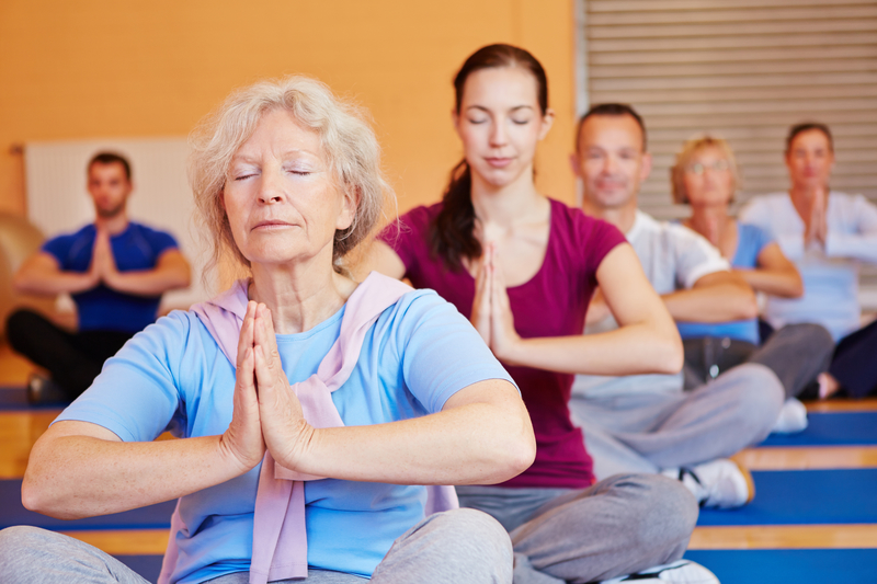 yoga-cho-nguoi-tren-60-tuoi